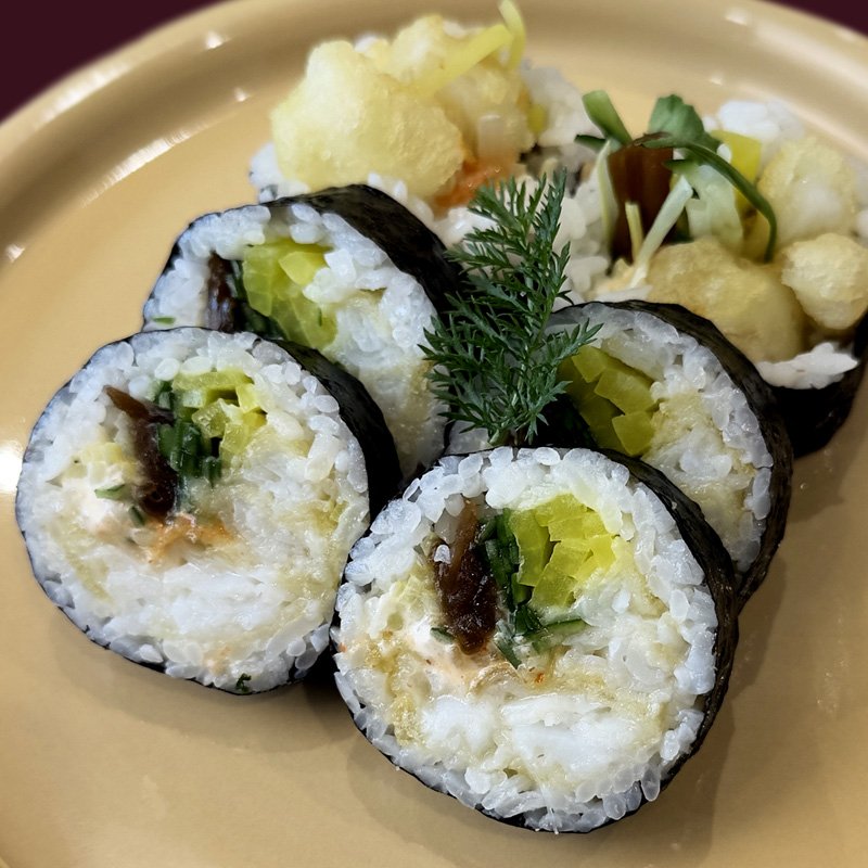 Futomaki: kalmar w tempurze